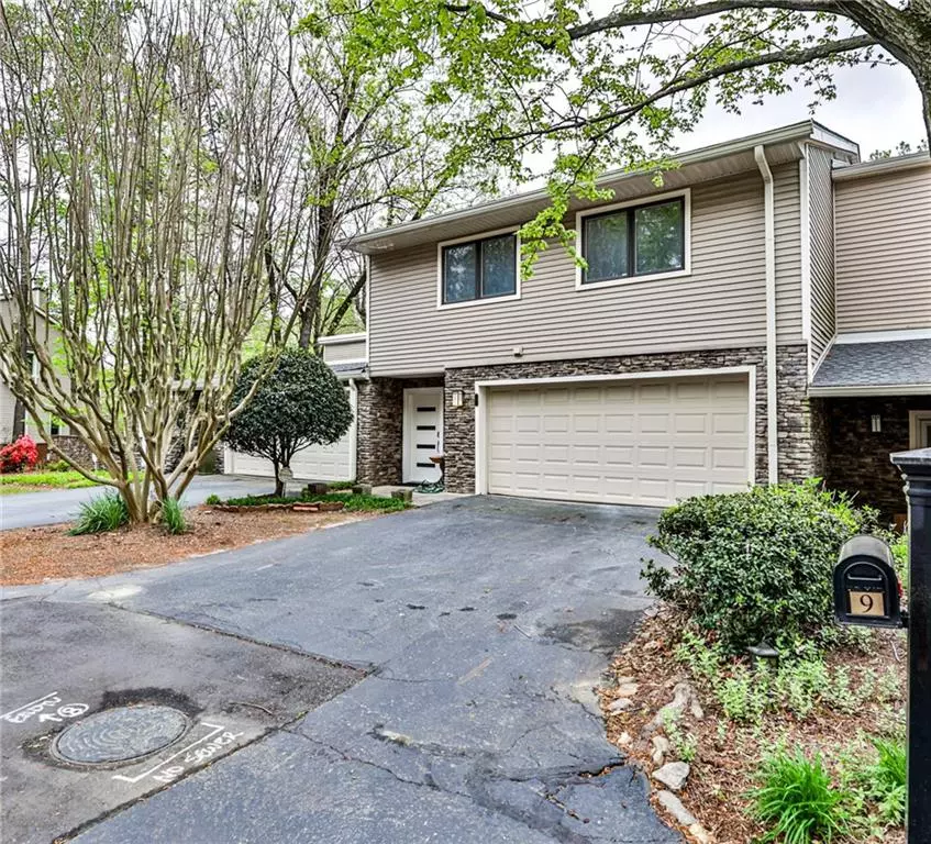 Sandy Springs, GA 30328,9 Basswood