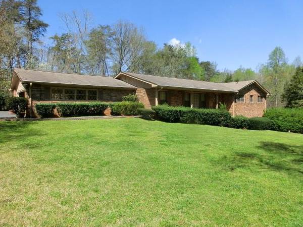 106 Pine Crest DR, Cumming, GA 30040