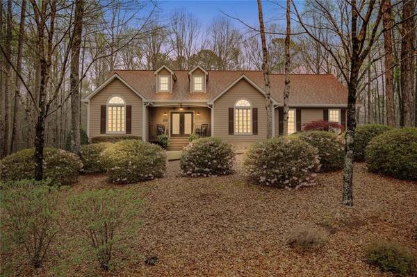 310 Thorntree LN, Canton, GA 30115