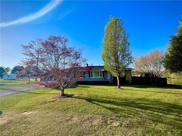 Douglasville, GA 30135,6146 Dorsett Shoals RD