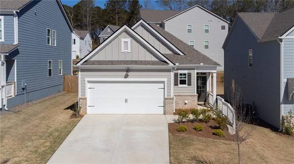 5707 Screech Owl DR, Flowery Branch, GA 30542