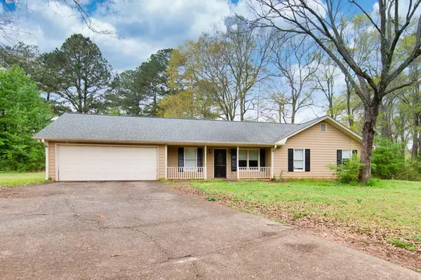 140 Springbrook DR,  Auburn,  GA 30011