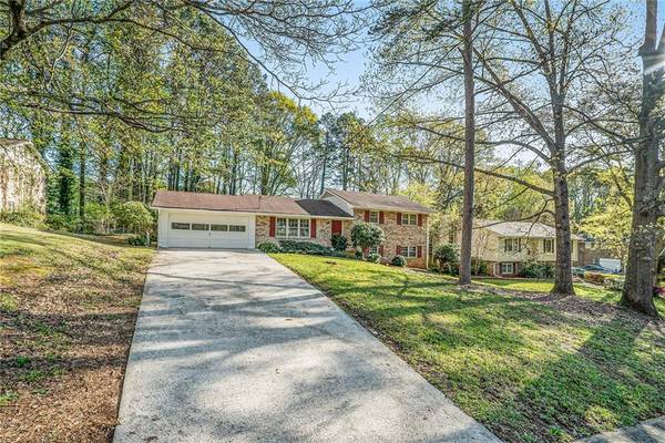 4862 Candlewood LN, Stone Mountain, GA 30088