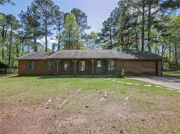 312 Davis RD, Stockbridge, GA 30281