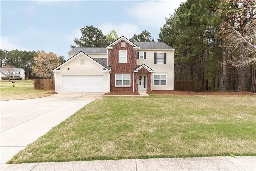 17 Creekmoore CT, Douglasville, GA 30134