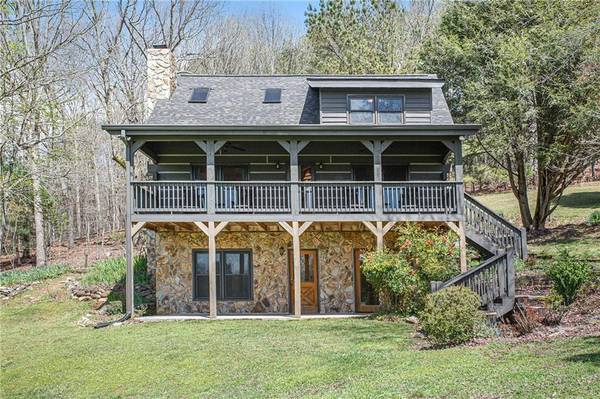 71 Blue Mountain LN, Ellijay, GA 30536