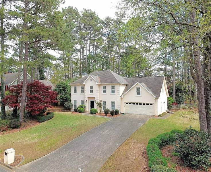 11165 Linbrook LN, Johns Creek, GA 30097