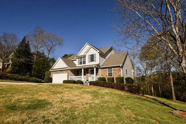 5038 Brookstone LN, Loganville, GA 30052