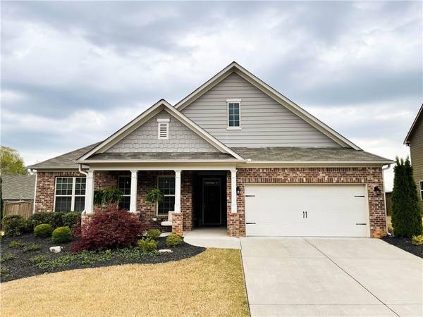 2011 W Hampton DR, Canton, GA 30115