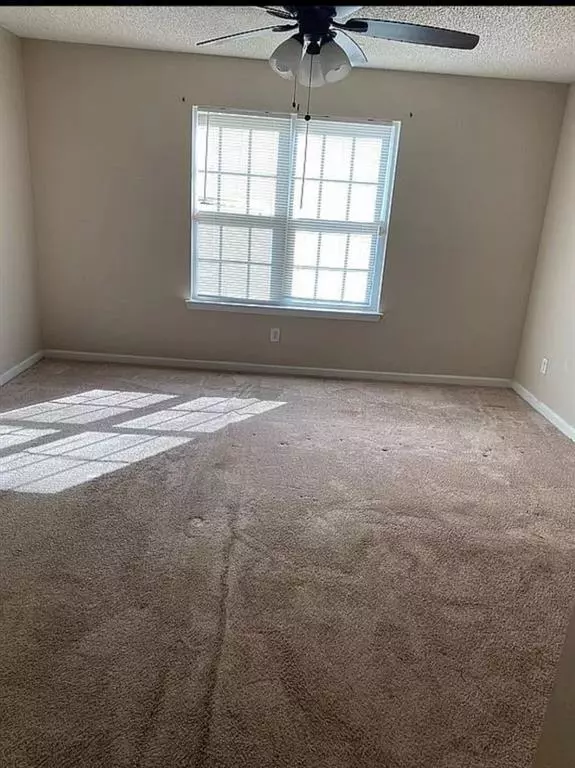 Jackson, GA 30233,131 Evergreen DR