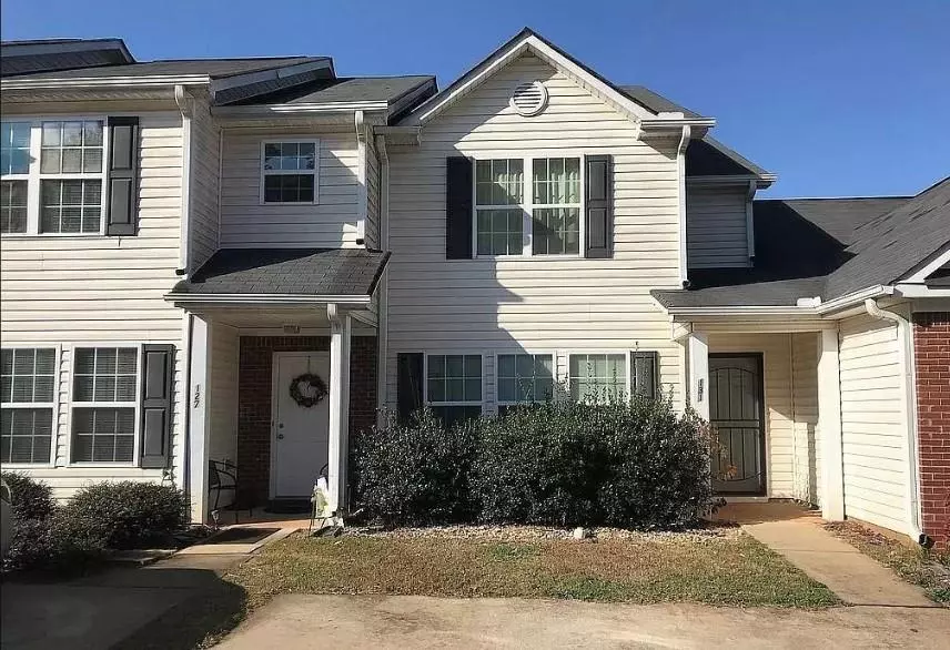 131 Evergreen DR, Jackson, GA 30233