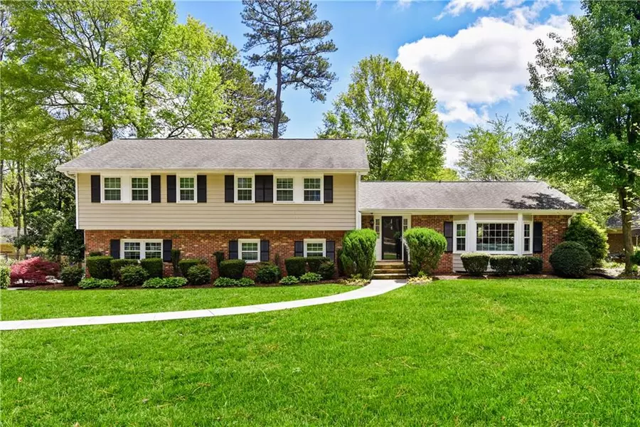 2661 Laurelwood RD, Dunwoody, GA 30360