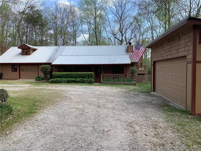 261 Moss RD, Dawsonville, GA 30534