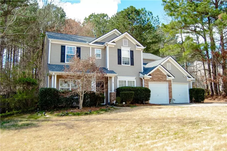 72 Brookewood LN, Douglasville, GA 30134