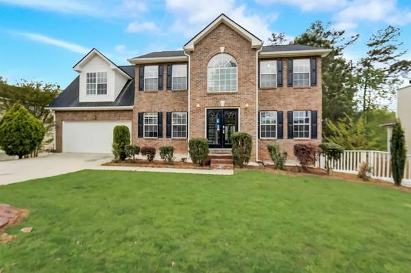 6427 Lester LN, Stone Mountain, GA 30087