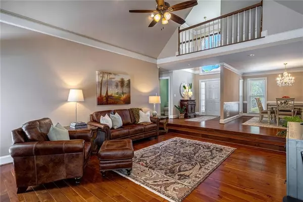 Tucker, GA 30084,2521 Summeroak DR