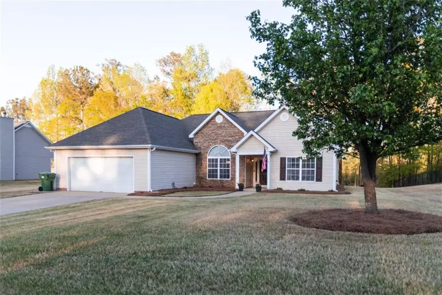 120 Hallmark LN, Covington, GA 30014