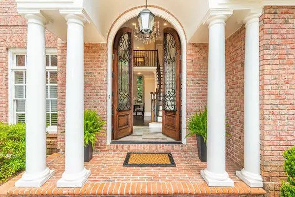 Marietta, GA 30068,5103 Sapphire DR