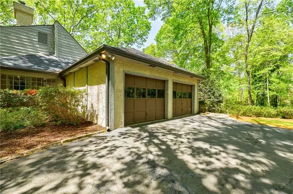 Sandy Springs, GA 30350,1605 Saddle Ridge WAY