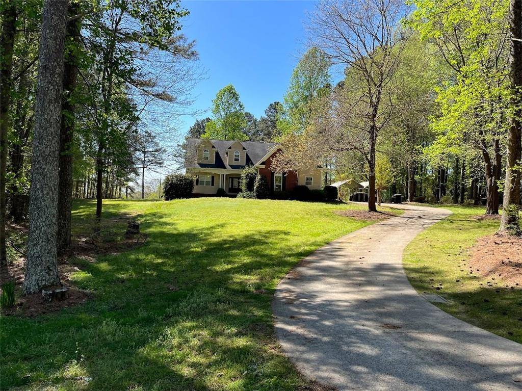 45 Akin RD, Carrollton, GA 30117
