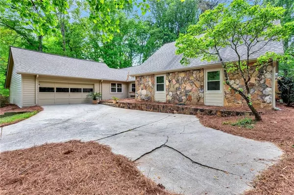 Marietta, GA 30062,2719 Exeter CIR