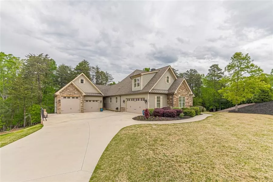 3408 Dockside Shores DR, Gainesville, GA 30506