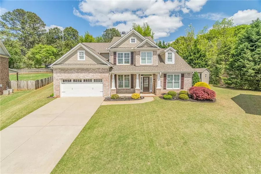 6034 Stillwater CT, Flowery Branch, GA 30542