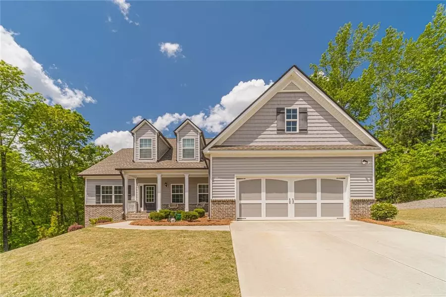 2333 Deep Wood DR, Loganville, GA 30052