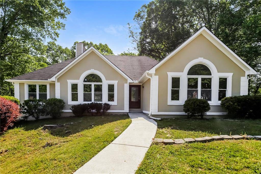 2125 Lakecrest CT, Dacula, GA 30019