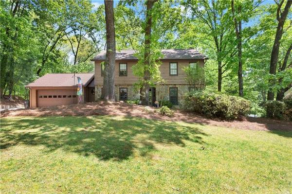 710 Lake Top Way, Roswell, GA 30076