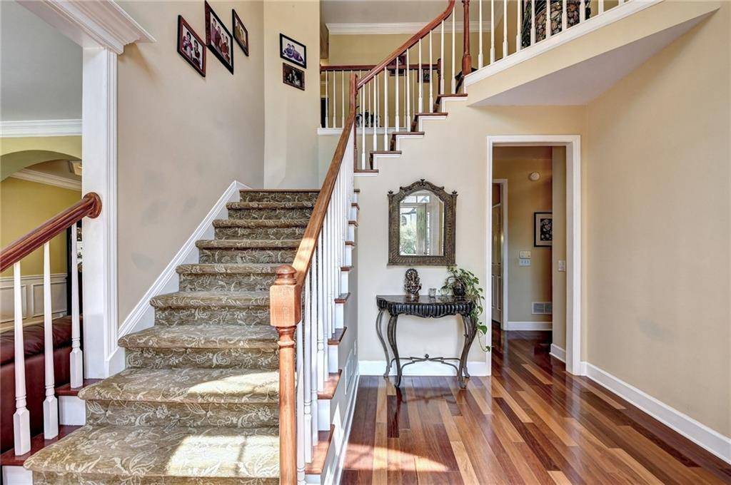 Alpharetta, GA 30022,735 Milton Oaks DR