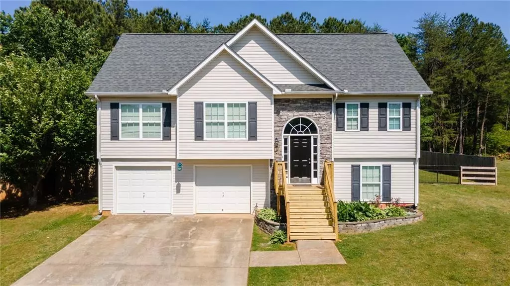 15 Hopkins Breeze, Adairsville, GA 30103