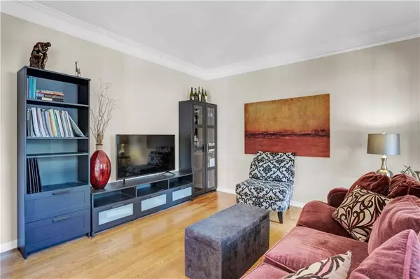 Alpharetta, GA 30022,215 Creekside Park DR