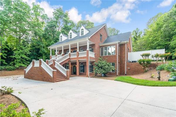 3832 Lafayette PL,  Gainesville,  GA 30506