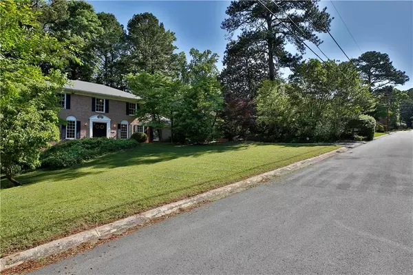 Tucker, GA 30084,3530 Castlehill CT