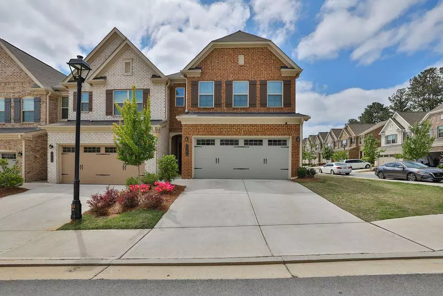 1205 LANIER MEADOW DR, Buford, GA 30518