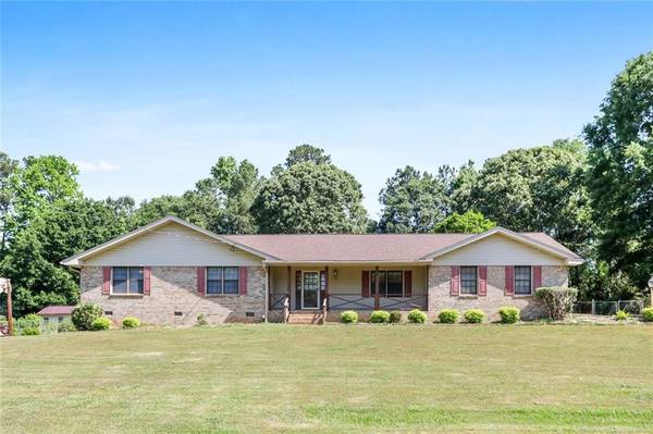 30 Country Roads DR, Stockbridge, GA 30281