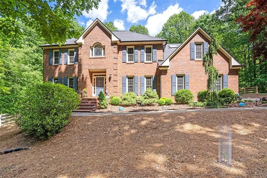 404 Crabapple Springs CT, Woodstock, GA 30188