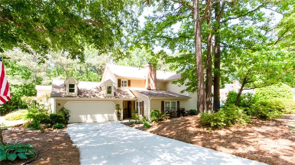 Roswell, GA 30075,115 Great Oaks LN