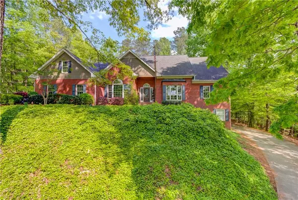 3305 Wildwood RD, Suwanee, GA 30024