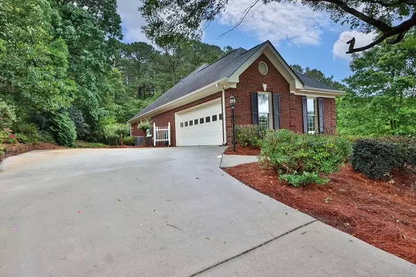 Loganville, GA 30052,850 Ivy Ridge DR