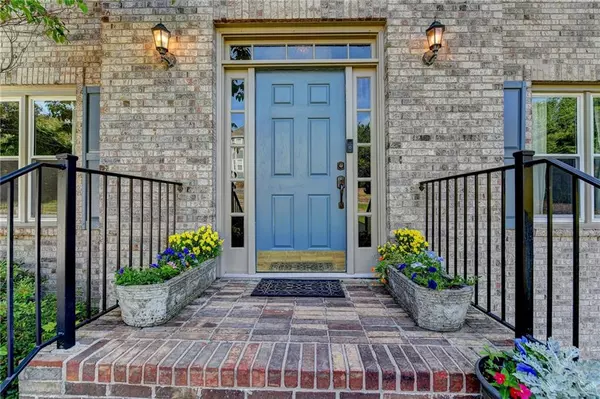 Roswell, GA 30076,11860 Stradford Wood