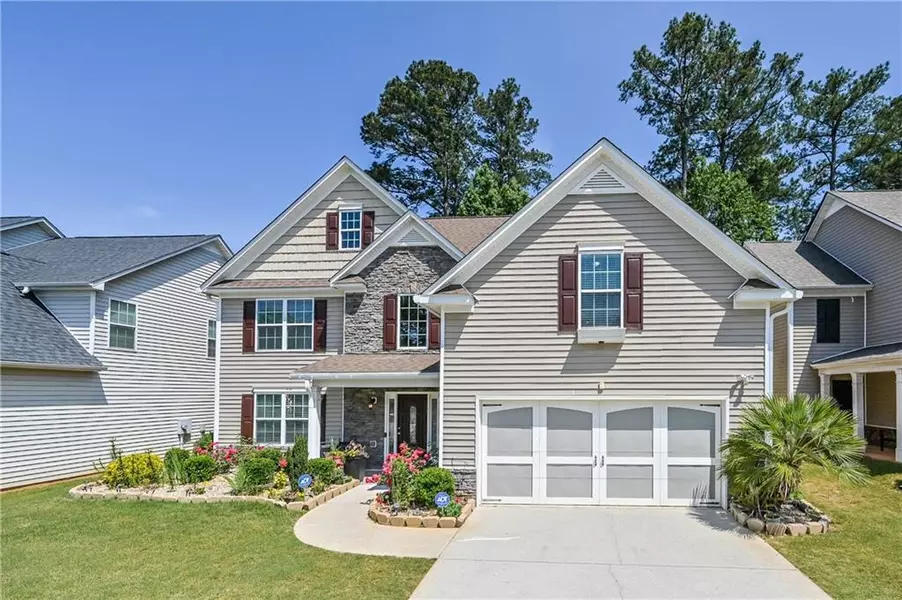 3895 Sagebrush LN, Snellville, GA 30039