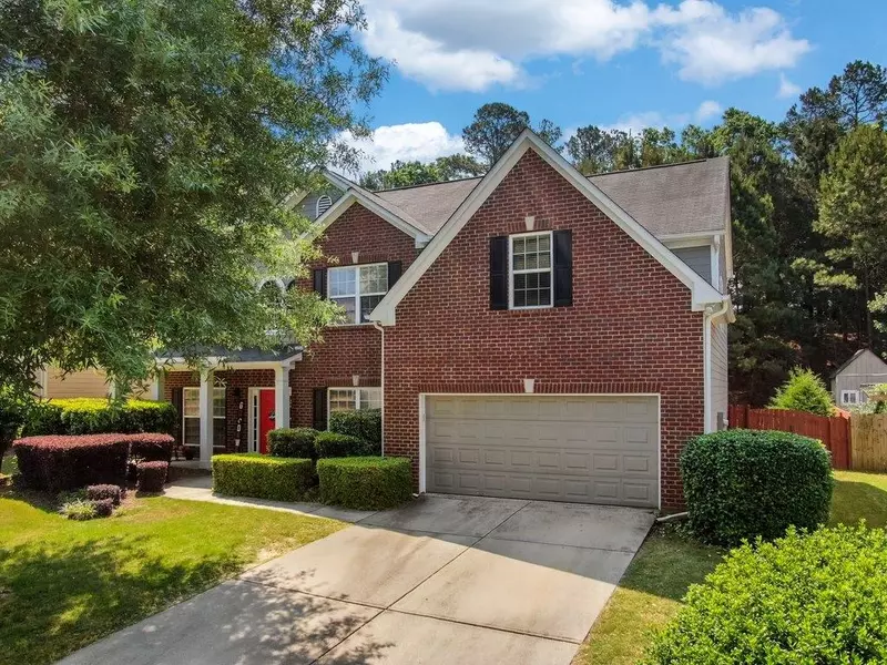 430 Crestmont LN, Canton, GA 30114