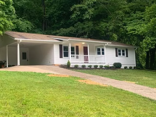 183 Anderson DR, Dahlonega, GA 30533