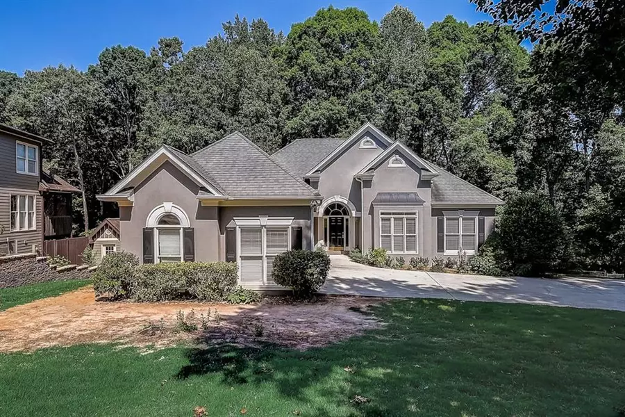 5743 FALLS VIEW DR, Buford, GA 30518