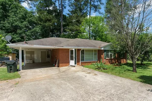 2888 Shallowford RD NE, Chamblee, GA 30341