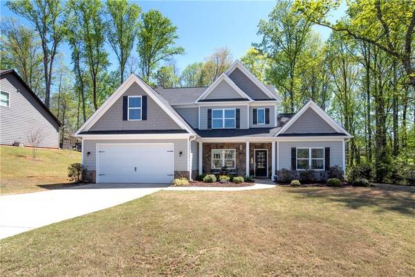 4396 Highland Gate Pkwy, Gainesville, GA 30506