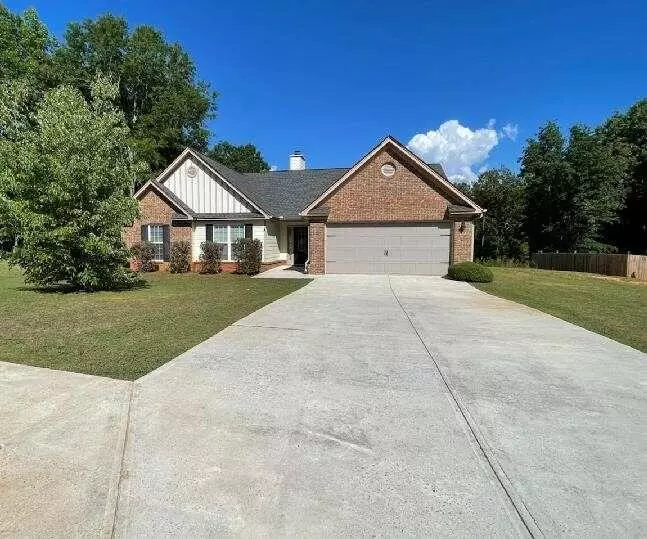 319 Feldspar DR, Jefferson, GA 30549