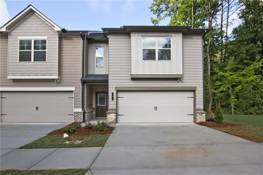 380 Rockfern CT #10, Lilburn, GA 30047